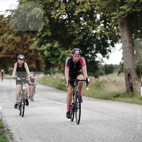 30.08.2026 - Elbe Triathlon Hamburg Michael Burmester http://msf.ph/oto/10076615 30.08.2026 11:22:58 Radfahren 1546, 1615, 1637 meine-sportfotos.de