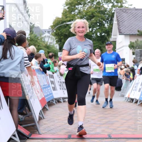 30.08.2026 - Blankeneser Heldenlauf Lena Gebhardt http://msf.ph/oto/10076644 30.08.2026 10:31:13 Ziel 5035, 5132, 5226, 5460, 5507, 5677, 5720, 5721 meine-sportfotos.de