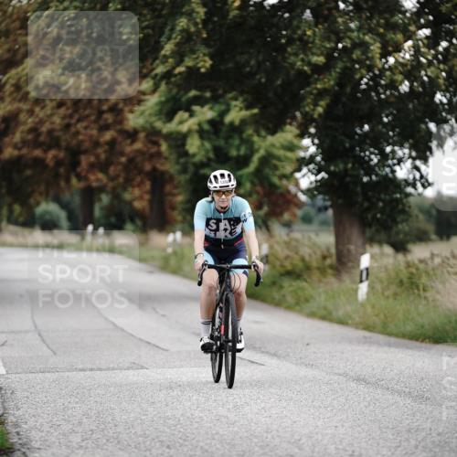 30.08.2026 - Elbe Triathlon Hamburg Michael Burmester http://msf.ph/oto/10076662 30.08.2026 11:24:09 Radfahren 1388 meine-sportfotos.de