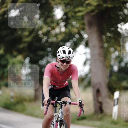 30.08.2026 - Elbe Triathlon Hamburg Michael Burmester http://msf.ph/oto/10076670 30.08.2026 11:24:29 Radfahren 1420, 1629 meine-sportfotos.de