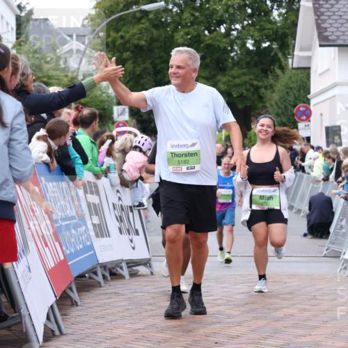 30.08.2026 - Blankeneser Heldenlauf Lena Gebhardt http://msf.ph/oto/10076737 30.08.2026 10:31:30 Ziel 5182, 5267, 5346 meine-sportfotos.de