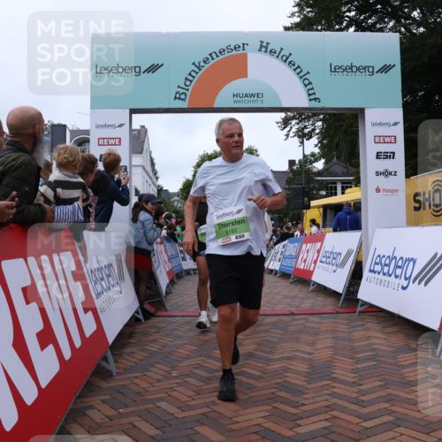 30.08.2026 - Blankeneser Heldenlauf Lena Gebhardt http://msf.ph/oto/10076746 30.08.2026 10:31:33 Ziel 5182, 5267, 5346 meine-sportfotos.de
