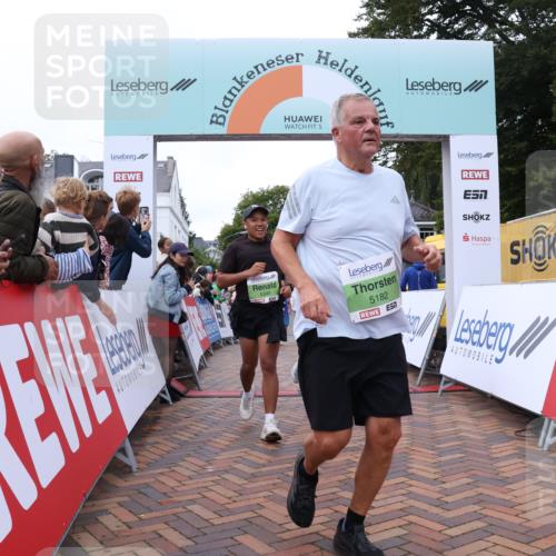 30.08.2026 - Blankeneser Heldenlauf Lena Gebhardt http://msf.ph/oto/10076751 30.08.2026 10:31:34 Ziel 5182, 5267, 5346, 5715 meine-sportfotos.de