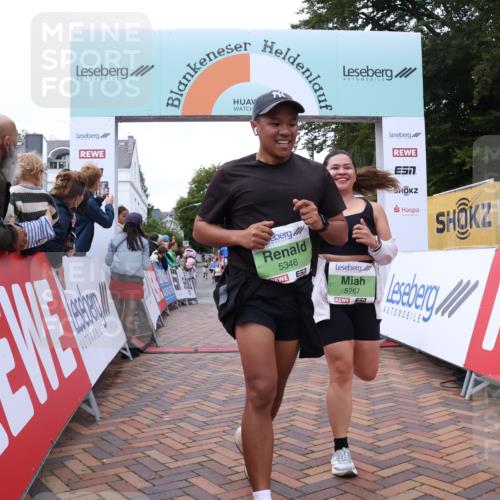 30.08.2026 - Blankeneser Heldenlauf Lena Gebhardt http://msf.ph/oto/10076759 30.08.2026 10:31:35 Ziel 5182, 5267, 5346, 5715 meine-sportfotos.de
