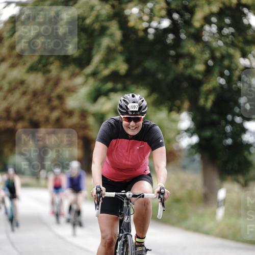 30.08.2026 - Elbe Triathlon Hamburg Michael Burmester http://msf.ph/oto/10076770 30.08.2026 11:26:27 Radfahren 1397, 1414, 1432, 1460, 1623, 1697 meine-sportfotos.de