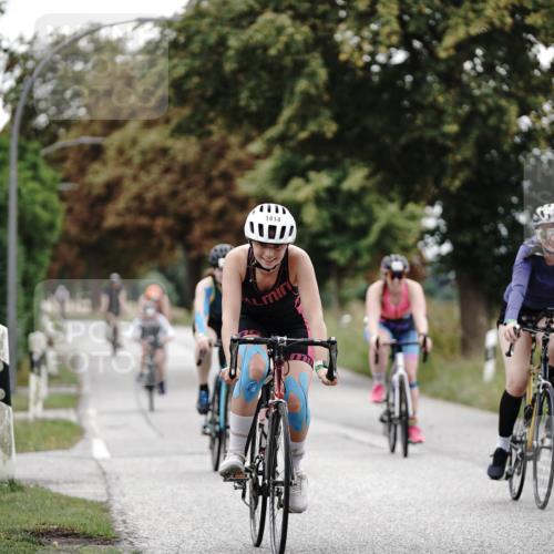 30.08.2026 - Elbe Triathlon Hamburg Michael Burmester http://msf.ph/oto/10076776 30.08.2026 11:26:30 Radfahren 1364, 1397, 1414, 1432, 1448, 1460, 1623, 1697 meine-sportfotos.de