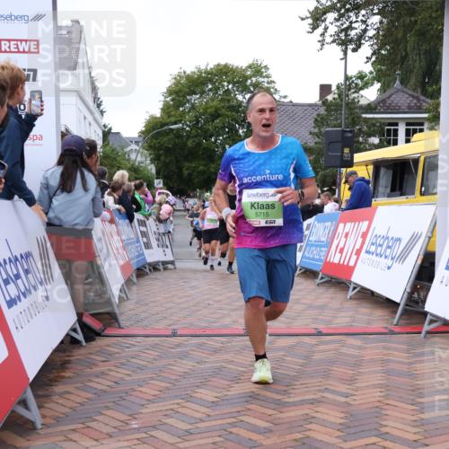 30.08.2026 - Blankeneser Heldenlauf Lena Gebhardt http://msf.ph/oto/10076779 30.08.2026 10:31:38 Ziel 5108, 5182, 5267, 5346, 5552, 5715 meine-sportfotos.de