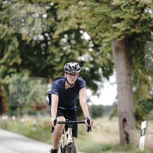 30.08.2026 - Elbe Triathlon Hamburg Michael Burmester http://msf.ph/oto/10076791 30.08.2026 11:26:37 Radfahren 1364, 1432, 1448 meine-sportfotos.de