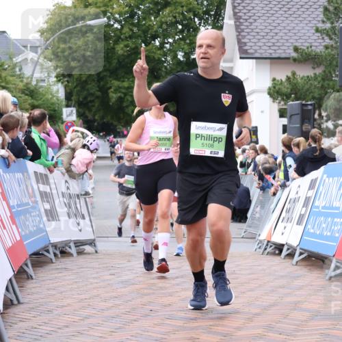30.08.2026 - Blankeneser Heldenlauf Lena Gebhardt http://msf.ph/oto/10076792 30.08.2026 10:31:40 Ziel 5108, 5157, 5182, 5267, 5346, 5552, 5715 meine-sportfotos.de