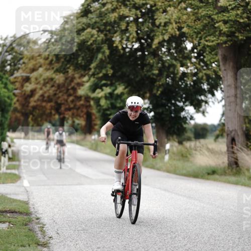 30.08.2026 - Elbe Triathlon Hamburg Michael Burmester http://msf.ph/oto/10076817 30.08.2026 11:27:01 Radfahren 1190, 1398, 1399, 1463 meine-sportfotos.de
