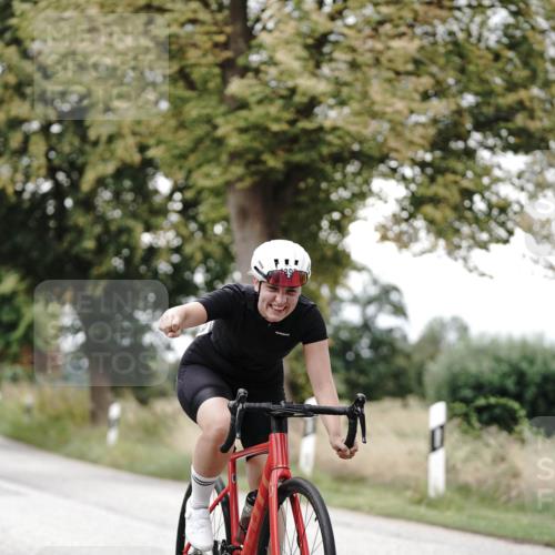 30.08.2026 - Elbe Triathlon Hamburg Michael Burmester http://msf.ph/oto/10076820 30.08.2026 11:27:02 Radfahren 1190, 1398, 1399, 1463 meine-sportfotos.de