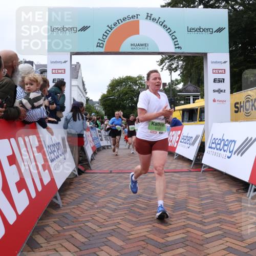 30.08.2026 - Blankeneser Heldenlauf Lena Gebhardt http://msf.ph/oto/10076825 30.08.2026 10:31:44 Ziel 5057, 5108, 5141, 5157, 5496, 5552, 5715, 5892 meine-sportfotos.de
