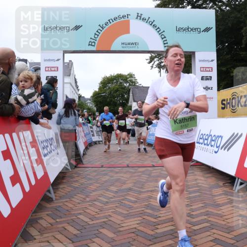 30.08.2026 - Blankeneser Heldenlauf Lena Gebhardt http://msf.ph/oto/10076826 30.08.2026 10:31:45 Ziel 5057, 5108, 5141, 5157, 5496, 5552, 5715, 5885, 5892 meine-sportfotos.de