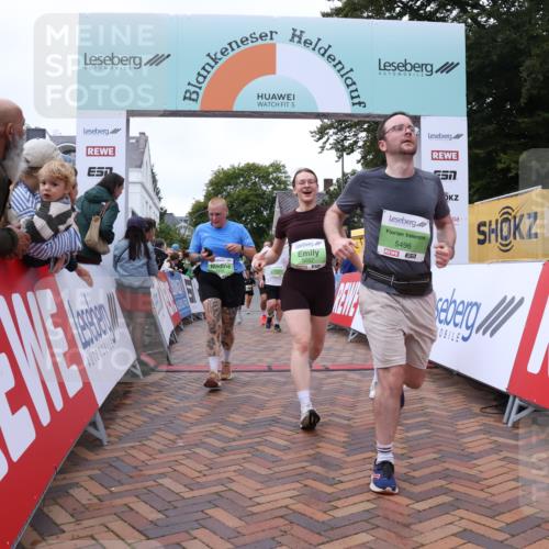30.08.2026 - Blankeneser Heldenlauf Lena Gebhardt http://msf.ph/oto/10076829 30.08.2026 10:31:47 Ziel 5057, 5108, 5141, 5157, 5170, 5171, 5496, 5552, 5885, 5892 meine-sportfotos.de