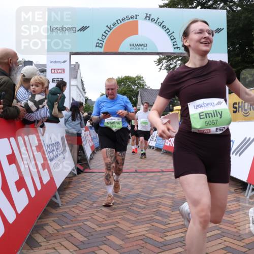 30.08.2026 - Blankeneser Heldenlauf Lena Gebhardt http://msf.ph/oto/10076831 30.08.2026 10:31:47 Ziel 5057, 5108, 5141, 5157, 5170, 5171, 5496, 5552, 5885, 5892 meine-sportfotos.de