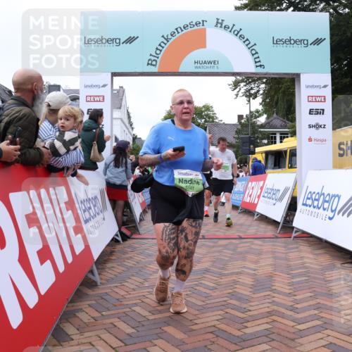 30.08.2026 - Blankeneser Heldenlauf Lena Gebhardt http://msf.ph/oto/10076832 30.08.2026 10:31:48 Ziel 5057, 5108, 5141, 5155, 5157, 5170, 5171, 5496, 5552, 5885, 5892 meine-sportfotos.de