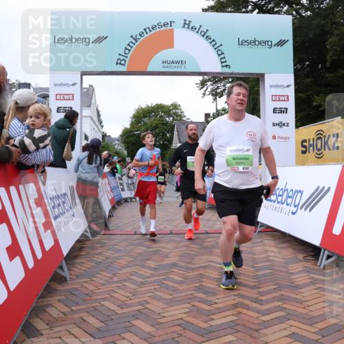 30.08.2026 - Blankeneser Heldenlauf Lena Gebhardt http://msf.ph/oto/10076834 30.08.2026 10:31:50 Ziel 5057, 5141, 5155, 5157, 5170, 5171, 5354, 5496, 5552, 5885, 5892 meine-sportfotos.de