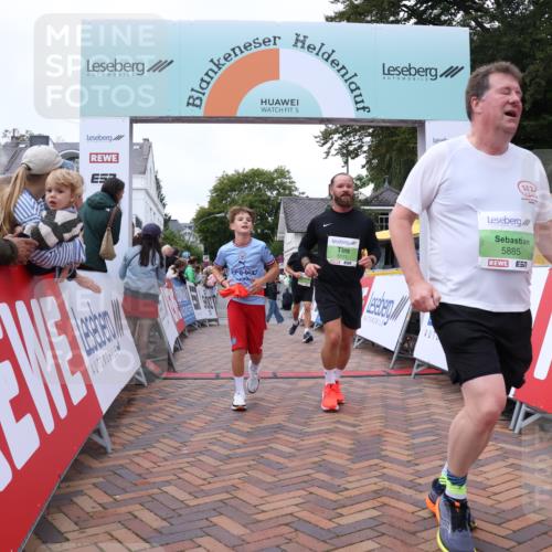 30.08.2026 - Blankeneser Heldenlauf Lena Gebhardt http://msf.ph/oto/10076835 30.08.2026 10:31:50 Ziel 5057, 5141, 5155, 5157, 5170, 5171, 5354, 5496, 5552, 5885, 5892 meine-sportfotos.de