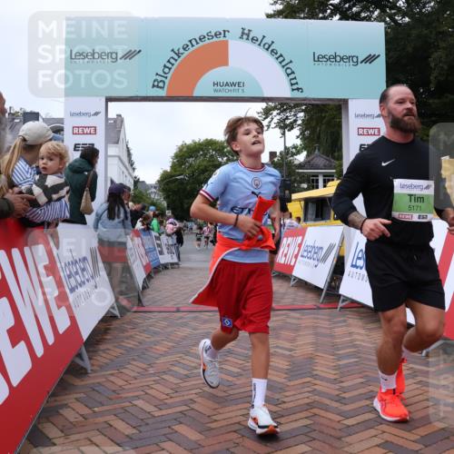 30.08.2026 - Blankeneser Heldenlauf Lena Gebhardt http://msf.ph/oto/10076837 30.08.2026 10:31:51 Ziel 5057, 5141, 5155, 5157, 5170, 5171, 5354, 5496, 5885, 5892 meine-sportfotos.de