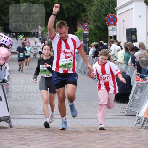 30.08.2026 - Blankeneser Heldenlauf Lena Gebhardt http://msf.ph/oto/10076844 30.08.2026 10:31:58 Ziel 5155, 5170, 5171, 5175, 5354, 5652 meine-sportfotos.de