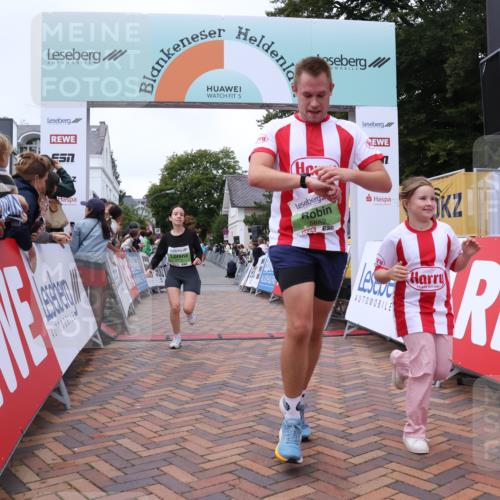 30.08.2026 - Blankeneser Heldenlauf Lena Gebhardt http://msf.ph/oto/10076851 30.08.2026 10:32:02 Ziel 5175, 5652 meine-sportfotos.de