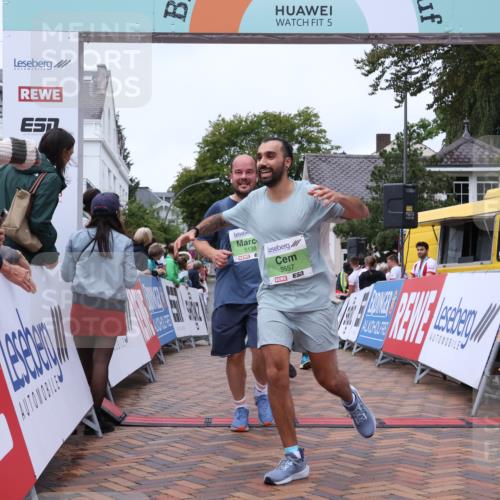 30.08.2026 - Blankeneser Heldenlauf Lena Gebhardt http://msf.ph/oto/10076870 30.08.2026 10:32:22 Ziel 5025, 5073, 5089, 5138, 5293, 5557, 5609 meine-sportfotos.de