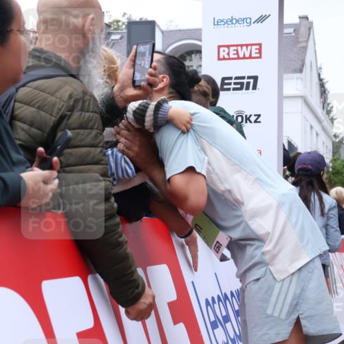 30.08.2026 - Blankeneser Heldenlauf Lena Gebhardt http://msf.ph/oto/10076873 30.08.2026 10:32:24 Ziel 5073, 5089, 5138, 5293, 5557 meine-sportfotos.de