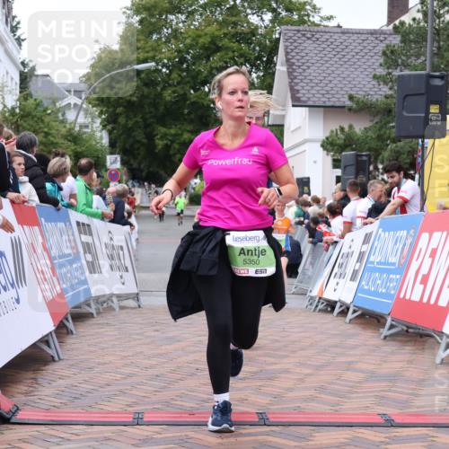 30.08.2026 - Blankeneser Heldenlauf Lena Gebhardt http://msf.ph/oto/10076883 30.08.2026 10:32:42 Ziel 5212, 5350, 5530, 5717 meine-sportfotos.de