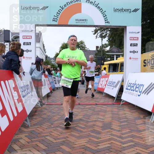 30.08.2026 - Blankeneser Heldenlauf Lena Gebhardt http://msf.ph/oto/10076907 30.08.2026 10:33:03 Ziel 5046, 5113, 5500, 5573, 5748 meine-sportfotos.de