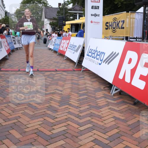 30.08.2026 - Blankeneser Heldenlauf Lena Gebhardt http://msf.ph/oto/10076914 30.08.2026 10:33:20 Ziel 5614 meine-sportfotos.de
