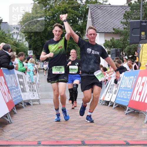 30.08.2026 - Blankeneser Heldenlauf Lena Gebhardt http://msf.ph/oto/10076933 30.08.2026 10:33:42 Ziel 5133, 5134, 5825, 5826 meine-sportfotos.de