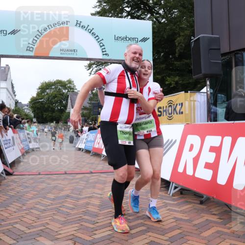 30.08.2026 - Blankeneser Heldenlauf Lena Gebhardt http://msf.ph/oto/10076945 30.08.2026 10:33:50 Ziel 5134, 5633, 5664, 5665, 5825, 5826 meine-sportfotos.de