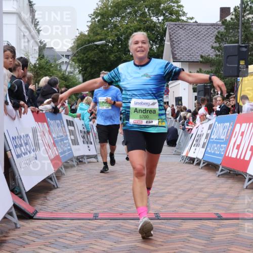 30.08.2026 - Blankeneser Heldenlauf Lena Gebhardt http://msf.ph/oto/10076972 30.08.2026 10:34:15 Ziel 5211, 5256, 5294, 5337, 5369, 5700 meine-sportfotos.de