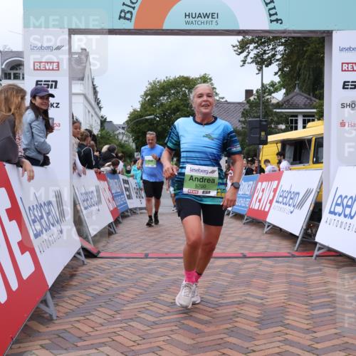 30.08.2026 - Blankeneser Heldenlauf Lena Gebhardt http://msf.ph/oto/10076973 30.08.2026 10:34:16 Ziel 5211, 5256, 5294, 5337, 5369, 5454, 5700 meine-sportfotos.de