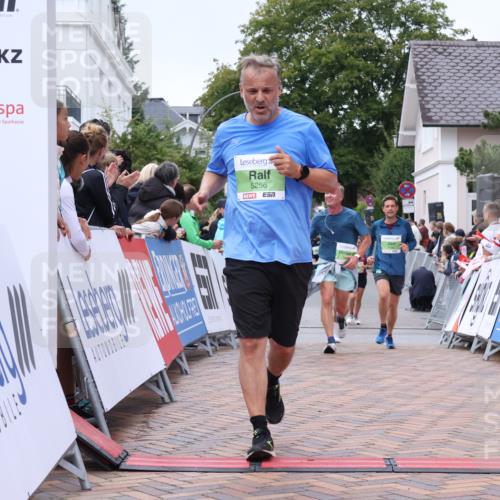 30.08.2026 - Blankeneser Heldenlauf Lena Gebhardt http://msf.ph/oto/10076975 30.08.2026 10:34:17 Ziel 5211, 5256, 5294, 5337, 5454, 5486, 5700 meine-sportfotos.de