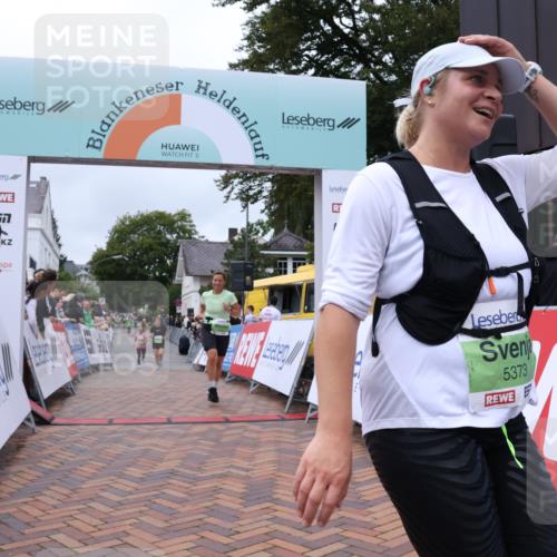 30.08.2026 - Blankeneser Heldenlauf Lena Gebhardt http://msf.ph/oto/10077000 30.08.2026 10:34:36 Ziel 5302, 5373, 5788 meine-sportfotos.de