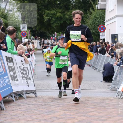 30.08.2026 - Blankeneser Heldenlauf Lena Gebhardt http://msf.ph/oto/10077014 30.08.2026 10:34:50 Ziel 5184, 5246, 5535, 5536 meine-sportfotos.de