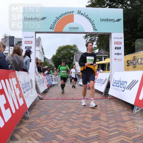 30.08.2026 - Blankeneser Heldenlauf Lena Gebhardt http://msf.ph/oto/10077017 30.08.2026 10:34:53 Ziel 5246, 5536, 5802 meine-sportfotos.de