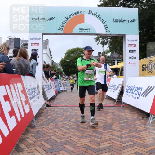 30.08.2026 - Blankeneser Heldenlauf Lena Gebhardt http://msf.ph/oto/10077019 30.08.2026 10:34:55 Ziel 5246, 5536, 5802 meine-sportfotos.de