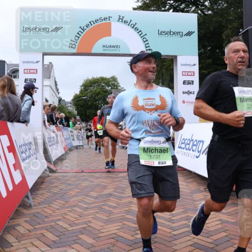 30.08.2026 - Blankeneser Heldenlauf Lena Gebhardt http://msf.ph/oto/10077027 30.08.2026 10:35:02 Ziel 5052, 5096, 5536, 5694, 5732, 5736, 5737, 5802 meine-sportfotos.de