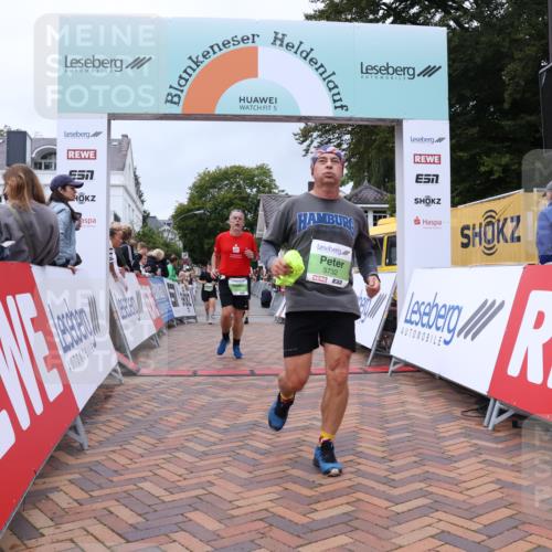30.08.2026 - Blankeneser Heldenlauf Lena Gebhardt http://msf.ph/oto/10077029 30.08.2026 10:35:04 Ziel 5052, 5096, 5376, 5540, 5694, 5732, 5736, 5737 meine-sportfotos.de