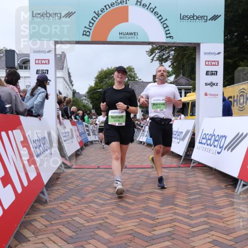 30.08.2026 - Blankeneser Heldenlauf Lena Gebhardt http://msf.ph/oto/10077034 30.08.2026 10:35:08 Ziel 5052, 5096, 5298, 5376, 5380, 5540, 5694, 5732, 5736, 5737 meine-sportfotos.de