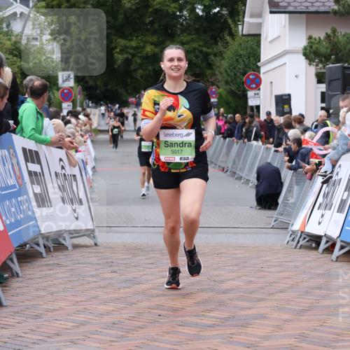 30.08.2026 - Blankeneser Heldenlauf Lena Gebhardt http://msf.ph/oto/10077041 30.08.2026 10:35:15 Ziel 5017, 5298, 5376, 5380, 5540 meine-sportfotos.de