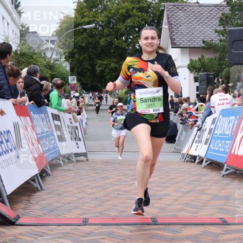 30.08.2026 - Blankeneser Heldenlauf Lena Gebhardt http://msf.ph/oto/10077042 30.08.2026 10:35:16 Ziel 5017, 5298, 5380 meine-sportfotos.de