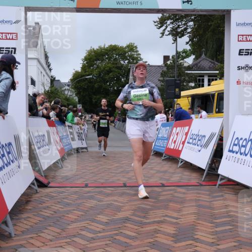 30.08.2026 - Blankeneser Heldenlauf Lena Gebhardt http://msf.ph/oto/10077047 30.08.2026 10:35:22 Ziel 5017, 5387, 5789 meine-sportfotos.de