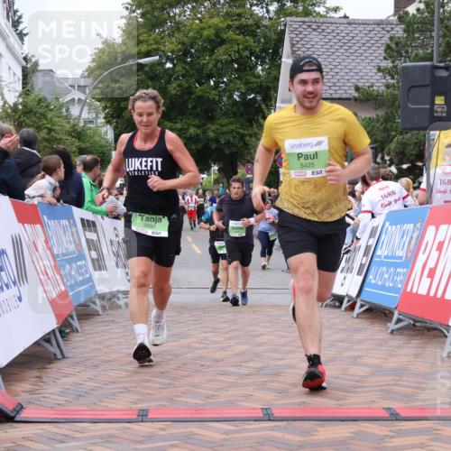 30.08.2026 - Blankeneser Heldenlauf Lena Gebhardt http://msf.ph/oto/10077085 30.08.2026 10:36:06 Ziel 5092, 5165, 5189, 5425, 5818 meine-sportfotos.de