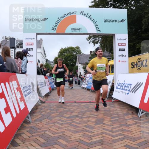 30.08.2026 - Blankeneser Heldenlauf Lena Gebhardt http://msf.ph/oto/10077086 30.08.2026 10:36:07 Ziel 5092, 5165, 5189, 5425, 5818 meine-sportfotos.de