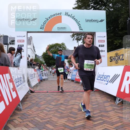30.08.2026 - Blankeneser Heldenlauf Lena Gebhardt http://msf.ph/oto/10077093 30.08.2026 10:36:13 Ziel 5092, 5117, 5425, 5435, 5699 meine-sportfotos.de
