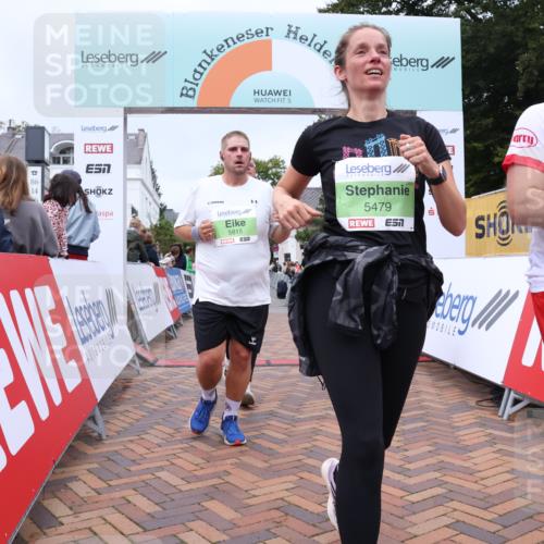 30.08.2026 - Blankeneser Heldenlauf Lena Gebhardt http://msf.ph/oto/10077111 30.08.2026 10:36:27 Ziel 5183, 5317, 5394, 5479, 5580, 5582, 5654, 5815 meine-sportfotos.de