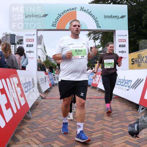 30.08.2026 - Blankeneser Heldenlauf Lena Gebhardt http://msf.ph/oto/10077112 30.08.2026 10:36:27 Ziel 5183, 5317, 5394, 5479, 5580, 5582, 5654, 5815 meine-sportfotos.de
